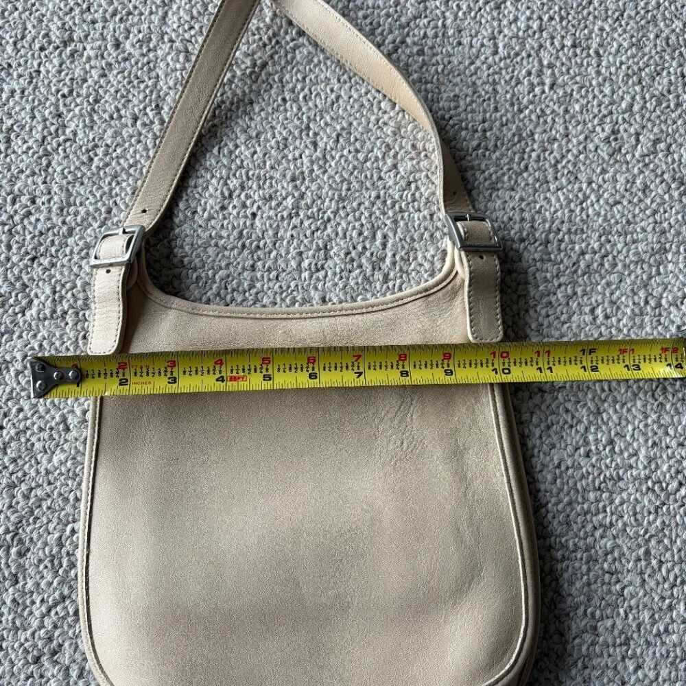 Vintage Coach 9135 Hippie Camel Leather Crossbody Y2K Preppy Classic
